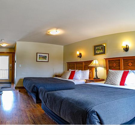 Truffle Pigs Lodge Field Luaran gambar
