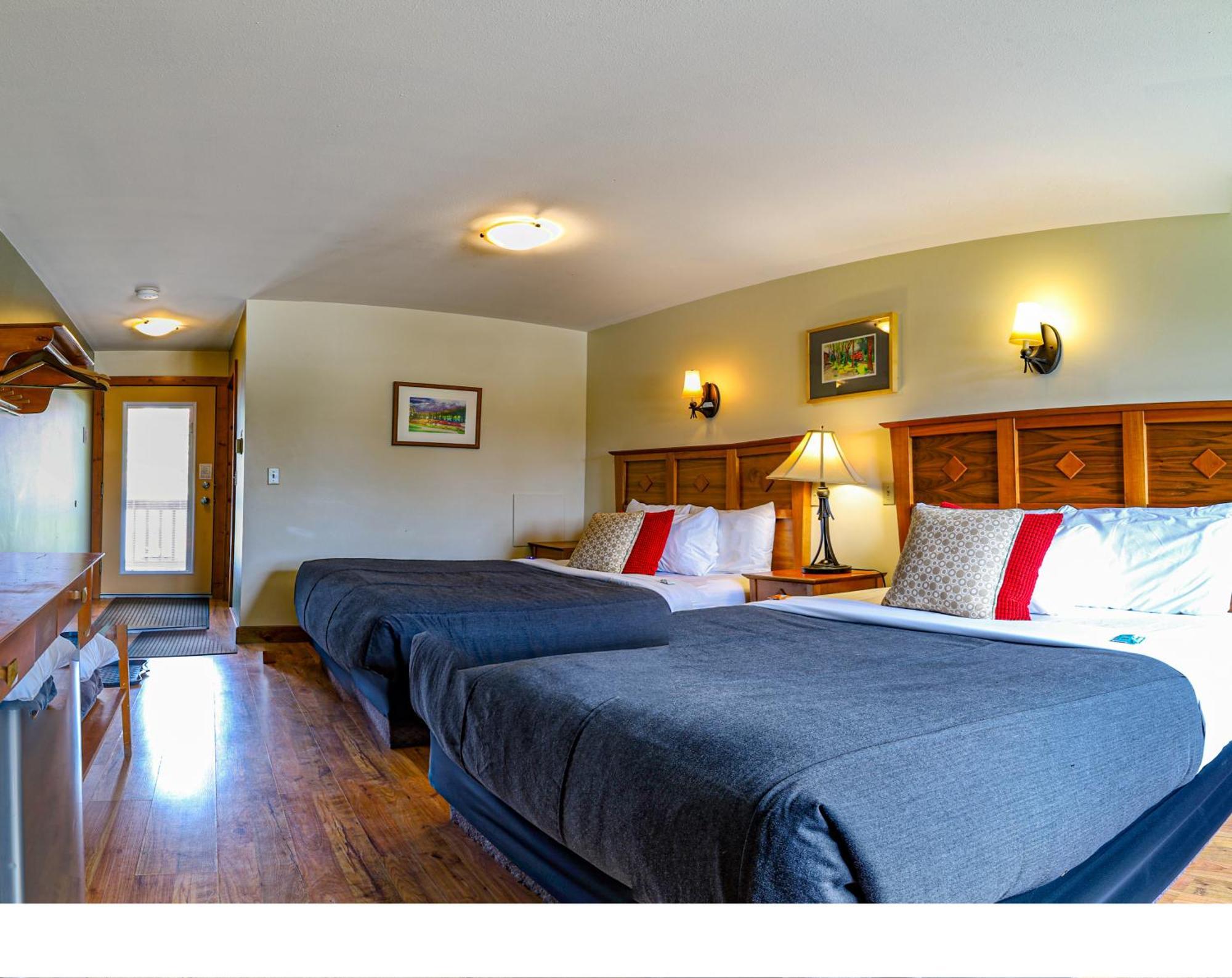 Truffle Pigs Lodge Field Luaran gambar